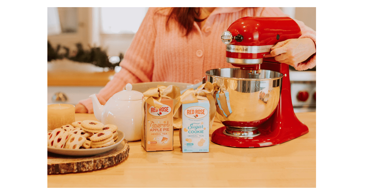 The Red Rose Kitchen Aid + Sweet Temptations Giveaway